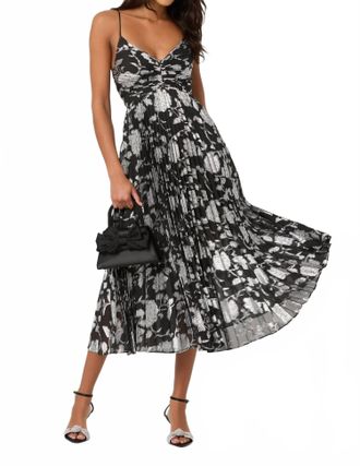 Astr Saoirse Pleated Midi Dress In Black/sliver