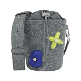 Louis Vuitton Pre-owned Bucket Bags, female, Gray, Size: ONE SIZE Pre-owned Pouch