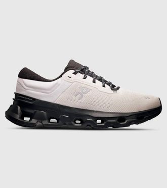 On Running Mens Cloudflyer 5 Running Shoe In Wolf/ Black