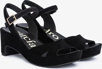 Pedro Garcia Back-Strap sandal in black suede | dido | Fall-winter 26 |