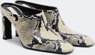 Toteme Mules de piel grabada