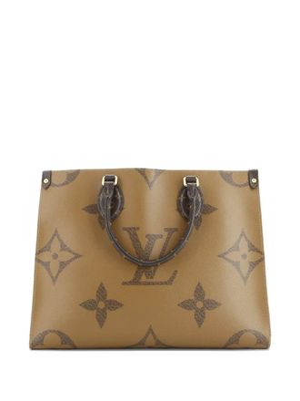 Louis Vuitton OnTheGo Reverse Monogram Giant MM tote bag - Brown