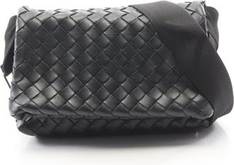 Bottega Veneta Black Leather Handbag Shoulder Bag (Pre-Owned)