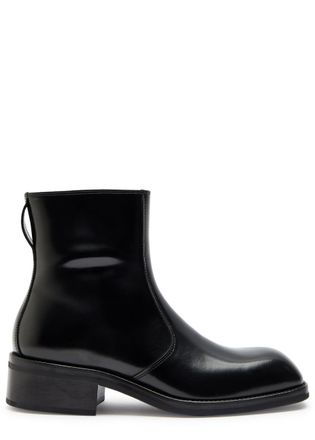 Christophe Lemaire Patent Leather Chelsea Boots - Black - 38 (IT38 / UK5)