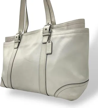 Coach White Leather Tote Bag (Pre-Owned)