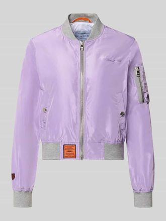 Original Bombers Bomberjacke mit Label-Patch und Rei&szlig;verschlusstasche am &Auml;rmel in Flieder, Gr&ouml;&szlig;e M