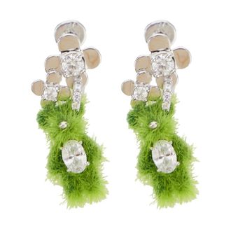 Yvmin Mini Beer Bloem Oorbel - Dames - Oorbellen - Groen - ONE Size - Accessoires
