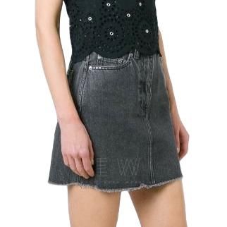 Marc Jacobs cherry embellished denim skirt Size 26/66