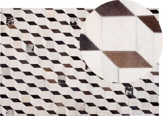 Beliani Beliani - Alfombra De Piel De Vacuno Patchwork Blanca Rectangular 140 X 200 Cm Patr&oacute;n 3d Hecha A Mano Alpkoy