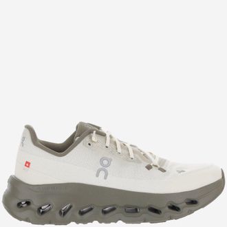 On Running Sulle scarpe da ginnastica Cloudtilt da corsa