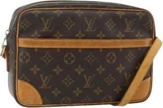 Louis Vuitton Pre-owned Cross Body Bags, female, Brown, Size: ONE SIZE Pre-owned Monogram Canvas Shoulder Bag