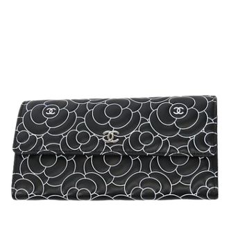 Chanel Pre-owned Wallets, female, Black, Size: ONE SIZE Pre-owned Camellia Wallet