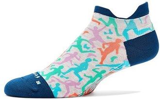 Feetures Elite Light Cushion Tab Quarter Length Socks Shoes Move As One : XL (US Mens Shoe 12.5-15.5), Nylon/Polyester/Spandex