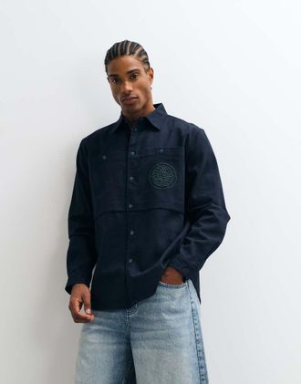 Parlez Clothing camicia con logo ricamato e stampa tasca applicata in navy-blu navy
