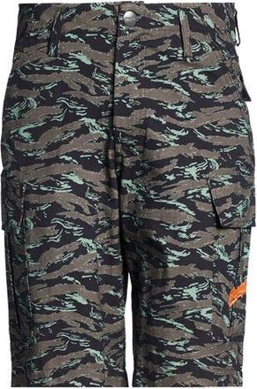 PROPAGANDA HOSEN & R&Ouml;CKE - Shorts & Bermudashorts auf YOOX.COM