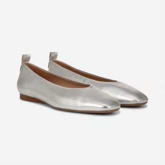 Naturalizer Womens Carla Ballet Flats In Silver
