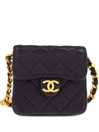 Chanel 1990s micro Classic Flap quilted cross body bag - women - Lambskin - One Size - Black