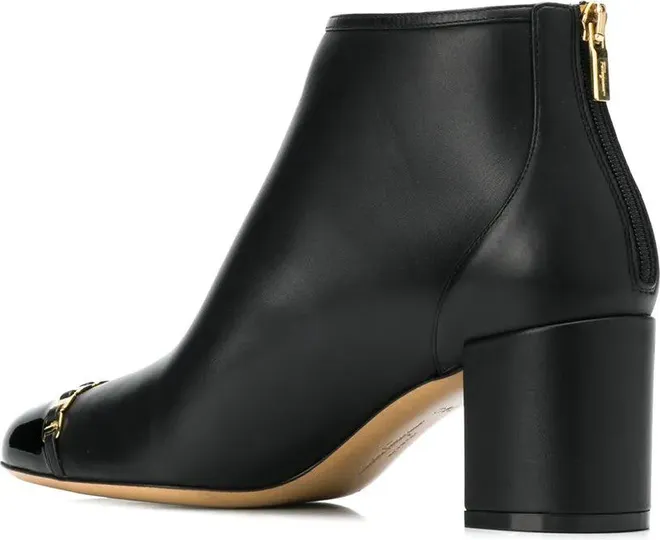 Vara Chain Boot - Black