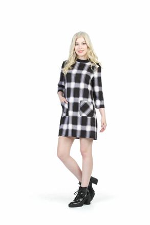 Papillon Plaid Textured Button Detail Dress With Pockets In Black/white
