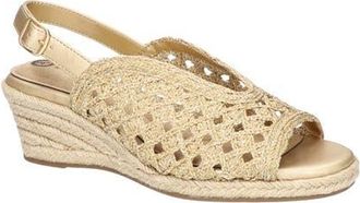 Bella Vita Bethany Slingback Wedge Sandal in Gold Raffia at Nordstrom, Size 6.5