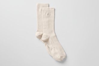 Alo | Half-Crew Understated Socks in Bone, Size: Large