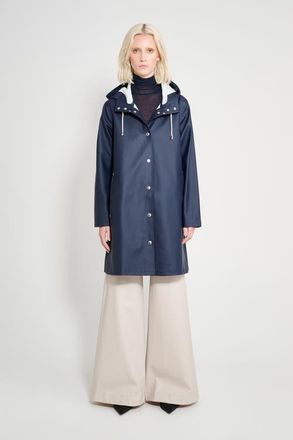 Stutterheim Mosebacke Hooded Long Sleeve Raincoat in Navy at Nordstrom, Size X-Small