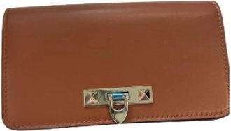 Valentino Pre-owned Clutches, female, Brown, Size: ONE SIZE Pre-owned Rockstud Flip Lock Flap Bag
