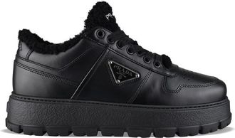 Prada Sneakers Zwart