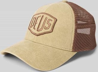 Deus Trucker Cap mit Label-Patch in Beige, Größe 1
