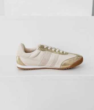 Not Rated Womens Madrid Sneaker In Beige/gold