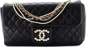 Chanel Westminster Pearl Chain Flap Bag Quilted Lambskin Medium shoulder bag - Zwart