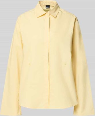 Gina Tricot Regular Fit Bluse mit verdeckter Knopfleiste in Hellgelb, Gr&ouml;&szlig;e XL