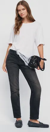 Pilcro Indie Low-Rise Slim Straight Jeans