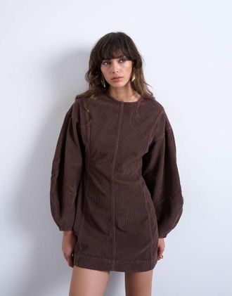 Topshop Vestito corto in velluto a coste stile denim color lontra con maniche ovoidali-Marrone