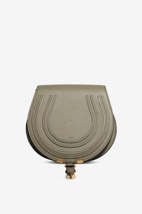 Chlo&eacute; Schultertasche aus genarbtem leder Marcie Saddle