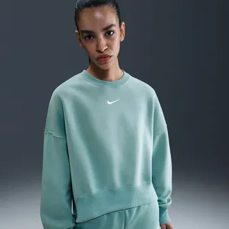Nike Womens Nike Sportswear Phoenix Fleece Over-Oversized Crew-Neck Sweatshirt in Green | DQ5761-017