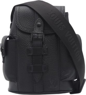 Louis Vuitton Black Leather Shoulder Bag (Pre-Owned)