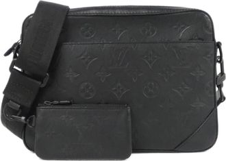 Louis Vuitton Black Leather Pouch Shoulder Bag (Pre-Owned)