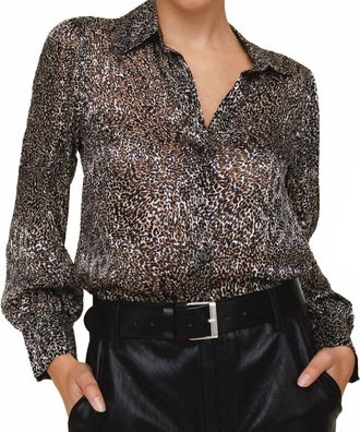 Bella Dahl Three Quarter Bishop Sleeve Button Up Shirt In Silver Leaopard