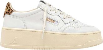 Autry Medalist-platformsneakers in wit en luipaardleer