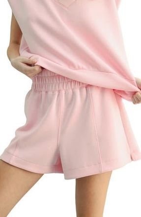 Wishlist Scuba High Waist Shorts in Hibiscus at Nordstrom Rack, Size Medium