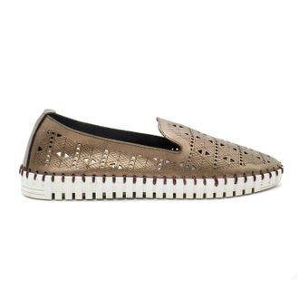 Eric Michael Womens Maria Slip On Loafers In Pewter Metallic