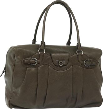 Ferragamo Gancini Buckle Shoulder Bag Leather Leather Bag (Pre-Owned)