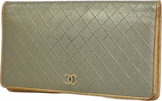 Chanel Beige Gray Leather Long Wallet (Bi-Fold) (Pre-Owned)
