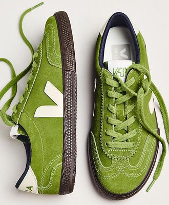 Veja Volley O. T. Sneakers