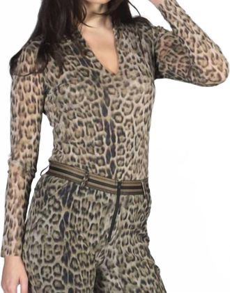 Petit Pois by Viviana G High V-Neck Long Sleeve Tee In Leopard