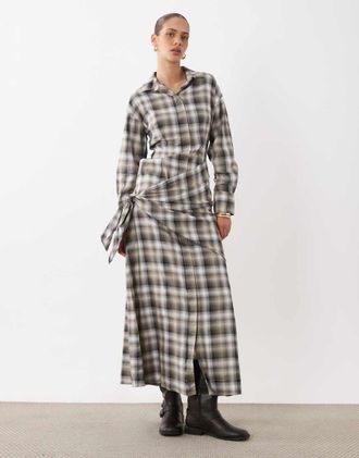 Asos camicia midi a quadri con sciarpa avvolgente a quadri color cammello-Multicolore