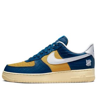 Nike x Undefeated Air Force 1 Low SP Dunk vs AF1 DM8462-400