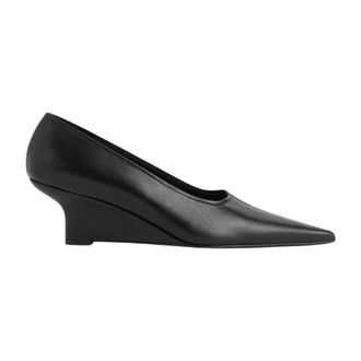 Toteme Pumps, female, Black, Size: 10 US Sharp Wedge Pumps