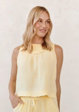 Bella Dahl Sleeveless Trimmed Yoke Top In Lemon Drop